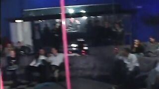 Amateur ogangbang in the set of a festival of porn
