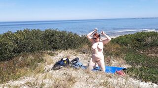 Amateur Nudist Hotty: Stripping & Touching Herself on a Quiet Spring Beach in Uruguay
