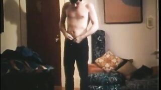 Sexually excited rod sucking hottie takes rod in cunt and spunk fountain in classic porn