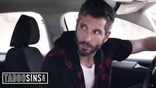Roadside Wench Seduces a Stranger Into Screwing Her For a Free Ride