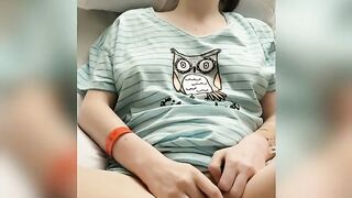 Taut teen masturbating to climax