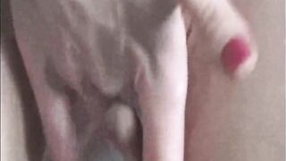 Wanted climax .. pampered snatch finger and sextoy ..