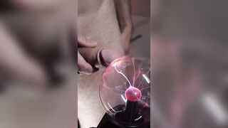 Intensive knob teasing with plasma ball