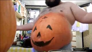Cheerful Halloweenie