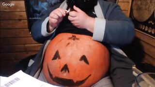Cheerful Halloweenie