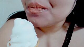 Food Porn Diary: Ribald Throat Ice cream (ASMR)