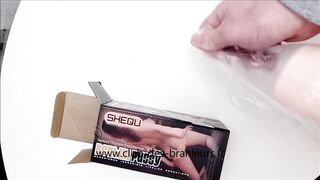 SCREW TEST : BERLIN VAGINA MASTURBATOR (Club-des-branleurs.fr)