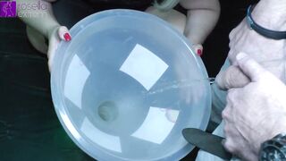 10 liters, women and men piss, for 2 piss sluts! Part 1