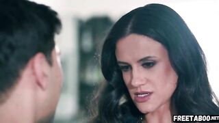 Anal Banging My Hawt Stepmom One Final Time In advance of Going To College