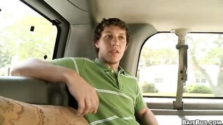 BAITBUS - Str8 Chap Paul Cannon Gets An Unforgettable Oral-job From Andrew Austen