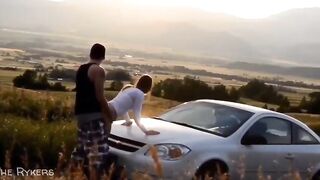 Teen Pair Has Outdoor Sex