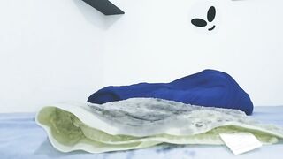 (HD) 2 bathroom towels get MOIST 'cuz of so much SQUIRTING! Intensive climax in the end.
