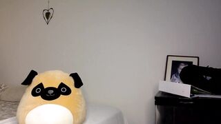 TOPLESS TEEN CAMGIRL CUTE UNDERWARE CHATURBATE BEDROOM LIVESTREAM RECORDING