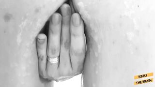 Shower climax with Tampon inside