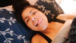 Mad Latin chick Likes A Solo Livecam