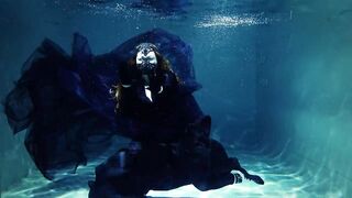 Underwater shooting - full backstage