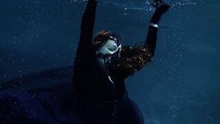 Underwater shooting - full backstage