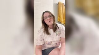 cute hotty humiliates u in the bathtub, then jerks u off (fetish custom episode)