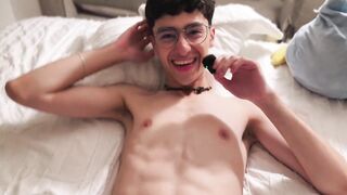 LARGE PENIS WORSHIP AND SHARED DEEPTHROAT ENJOYMENT WITH ANDCRISTIAN