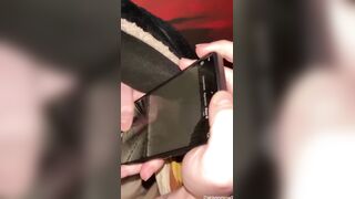 Mi hermanastro conmigo y terminamos teniendo sexo salvaje hasta que se corre en mi culo.
