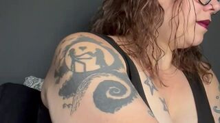 big beautiful woman stepmom mother I'd like to fuck bake 420 JOI cum with me