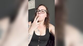 big beautiful woman stepmom mother I'd like to fuck bake 420 JOI cum with me