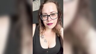 big beautiful woman stepmom mother I'd like to fuck bake 420 JOI cum with me