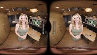 VR Bangers: Sexy Stepmom In Glasses Takes A Biggest Jock In Her Booty And Screws Hard - VR Porn