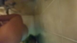 Juicy & Unshaven: Nicoletta’s Steamy Shower Routine & Dense Unshaved Body Tease (Natural Juicy POV)