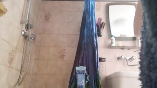Juicy & Unshaven: Nicoletta’s Steamy Shower Routine & Dense Unshaved Body Tease (Natural Juicy POV)