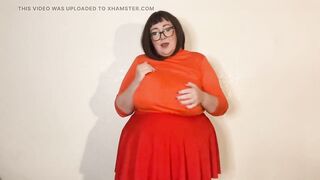 big beautiful woman Velma Tries to Make U Cum