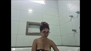 YOUTHFUL GAL GETTING DRILLED UP IN THE BATHTUB