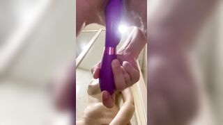 Banging vagina in the mirror, climax with abundant lubrication