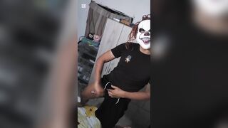 Do u desire the milk from this clown?