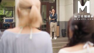 ModelMedia Asia - Having familiar sex in unfamiliar places during the time that traveling abroad
