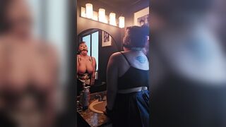 LivingDeadDani's emo hotty maid service ?