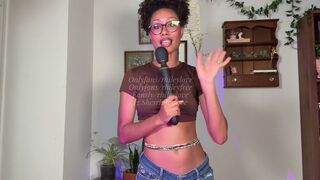 Hawt Black Does a Toys Haul and Tries 'em
