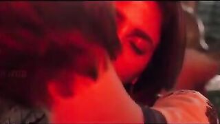 Anjali hot kiss in web series