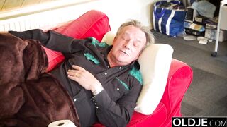Chubby grand-daddy drilled by marvelous youthful hotty teen oral sex cum