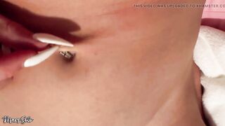 POV Playing with My Abdomen Button Ring