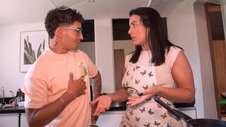 My father leaves me at home with the housekeeper, who's a sexy mother I'd like to fuck - Thiago Lopez & Kylei Eilish
