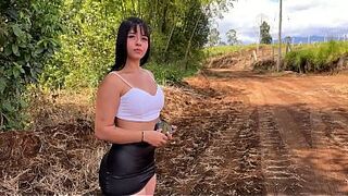 Real estate agent in a small petticoat gets screwed right on the road by her client. We nearly got caught!