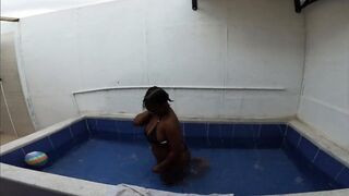 Nice-looking Hawt Ebony Black Cutie Gave Dude a Indeed Worthwhile Oral sex Outside In The Phat Small Pool Nearly Made Him Bust Cum - Jhodez1