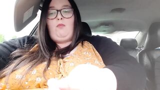 Ssbbw big beautiful woman indulges in kfc finger licking
