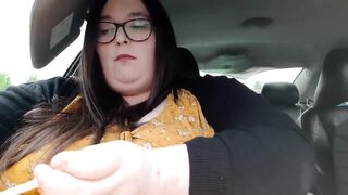 Ssbbw big beautiful woman indulges in kfc finger licking