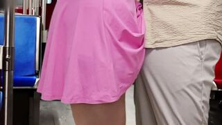 That babe Allowed This Stranger Man To Ejaculate On Her Suit On Subway