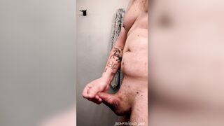 Post-Shower Jerking off Action!