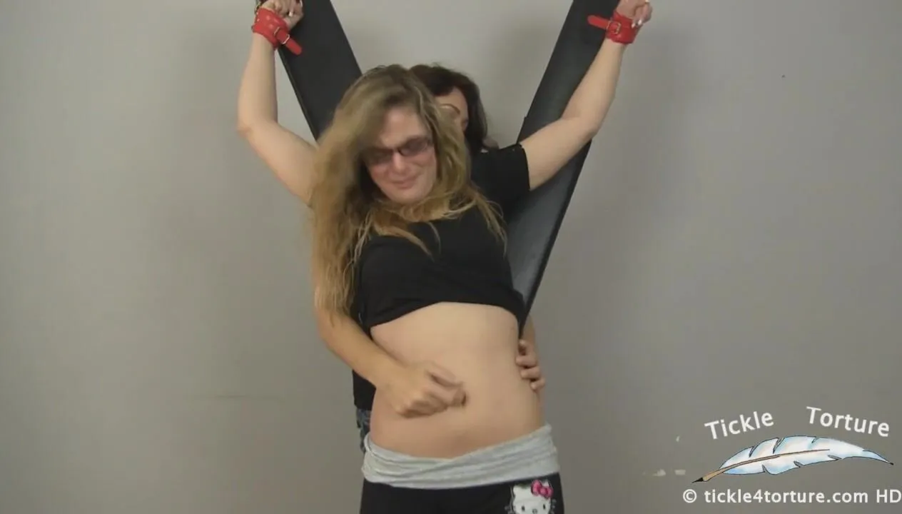 Stepmom Please Dont Touch My Belly Button - Lesbian Porn Videos