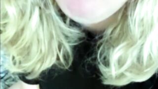 overinflated female pig farts and burps compilation