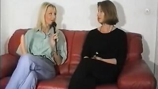 Interview Lesbian Dildo